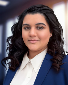 <span class="vcard">Pooja Shah</span>