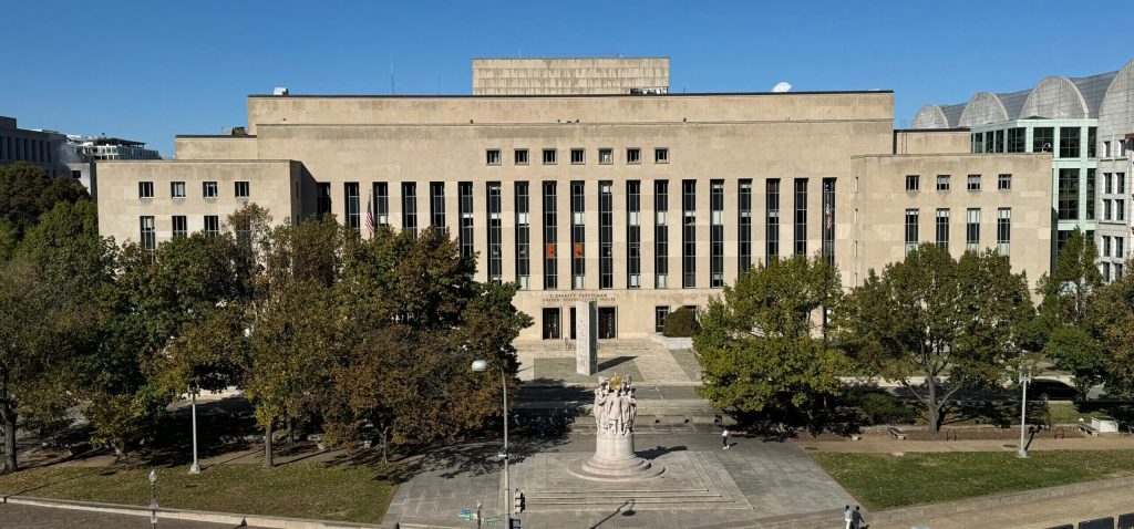 Elevated view of E. Barrett Prettyman United States Courthouse, as seen from the East Building of the National Gallery of Art.