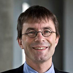 <span class="vcard">Amb. Franz Perrez</span> <span class="vcard">Amb. Franz Perrez</span>